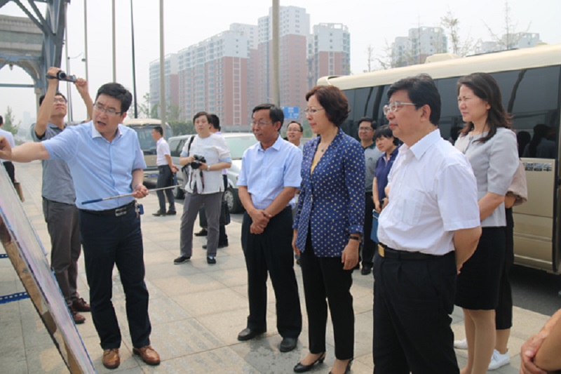吴海鹰一行在焦作市调研.jpg