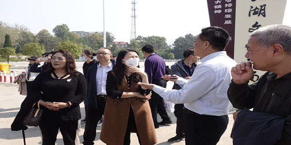 微信图片_20201013111457_副本.jpg